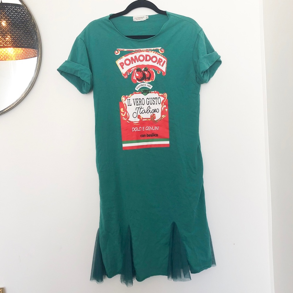 Statement T-Shirt Dress